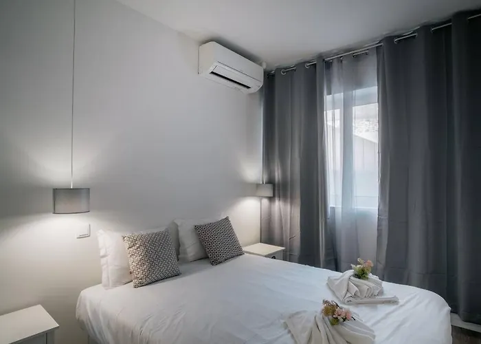 Bonjardim In Center Порту